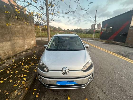 VOLKSWAGEN CROSS UP 1.0 MPI 12V FLEX 4P AUTOMATIZADO VOLKSWAGEN CROSS UP 1.0 MPI 12V FLEX 4P AUTOMATIZADO